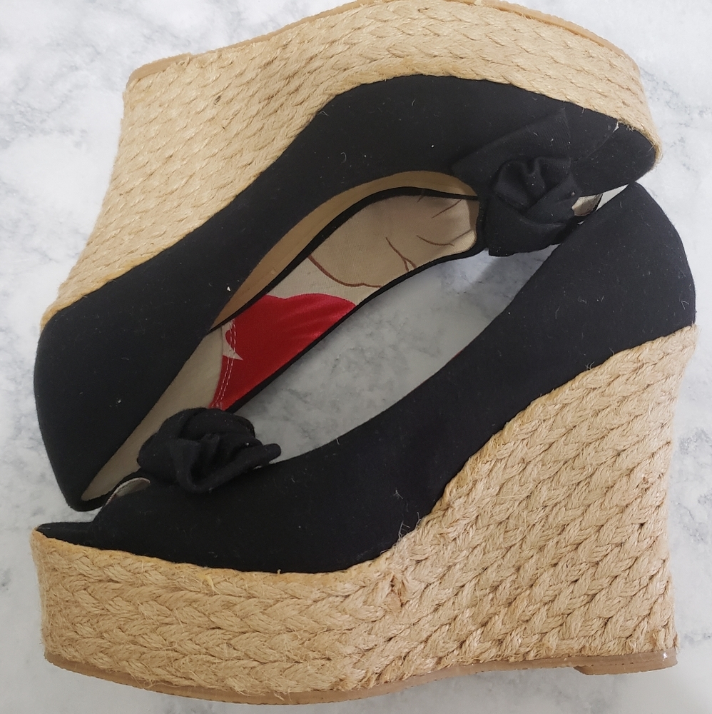 Charlotte Russe espadrille black wedges size 7